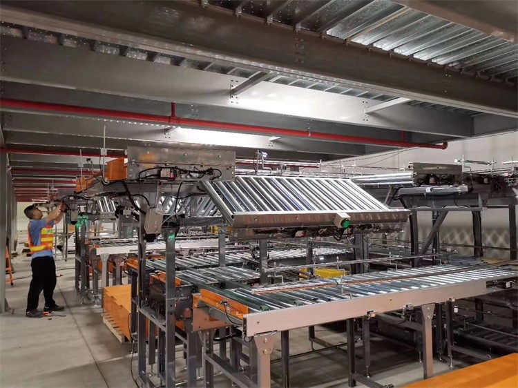 上海某物流仓储滚筒输送线组